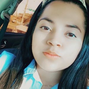 Meet your Posher, Yaritza